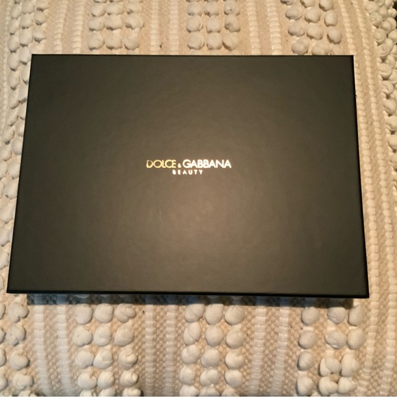 Dolce & Gabbana Black Cosmetic Bag - Picture 3 of 13